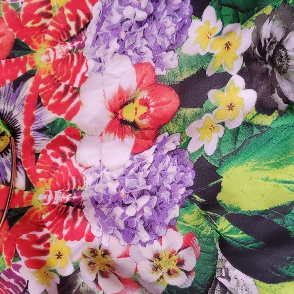 Jennifer Lopez fancy tank top - Picture 2 of 4